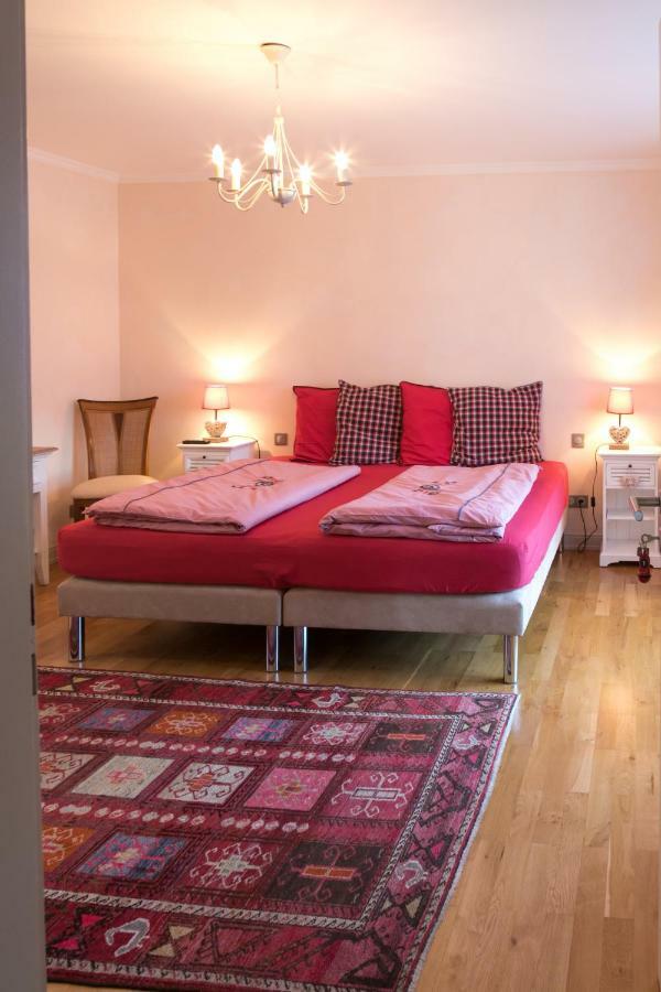 Les Chambres Chez Christine Оттрот Екстер'єр фото